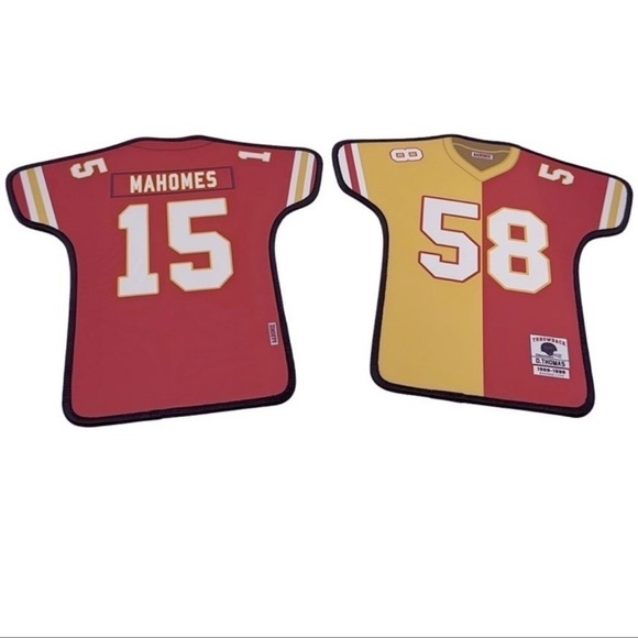 2 Football Gaming‎ Mouse Pad: Non-Slip, Perfect Gift for Gamers and Sports Fans - Picture 1 of 6